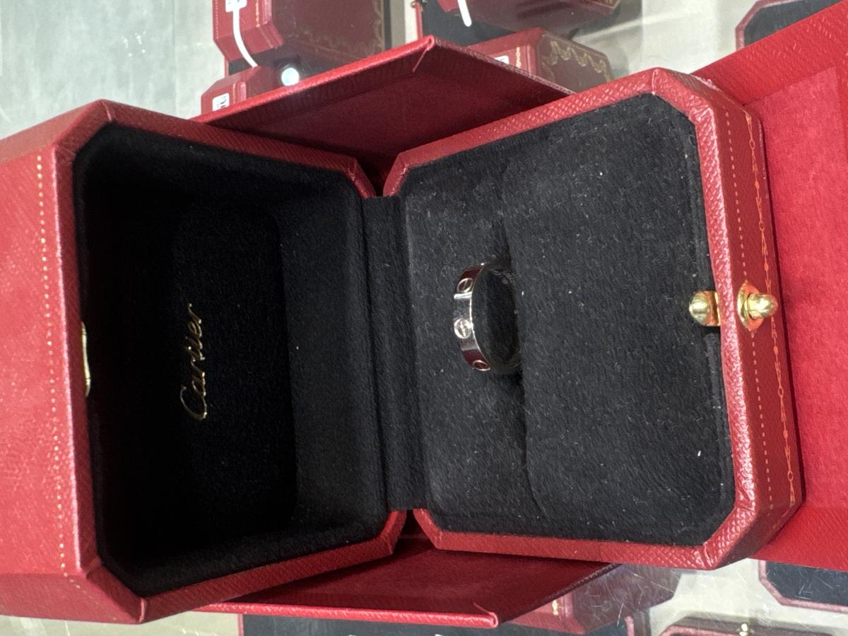 دبلة كارتير لوف ذهب ابيض اصلي HZY825